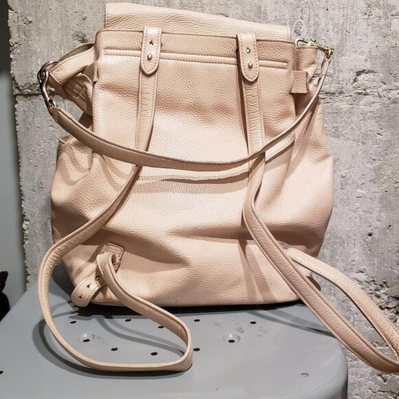 ORIGINAL Cuyana Convertable leather backpack in Blush - Picture 5 of 9